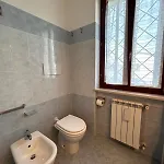 Casa Chiaretto Piscina E Relax Nel Cuore Di Moniga アパート *